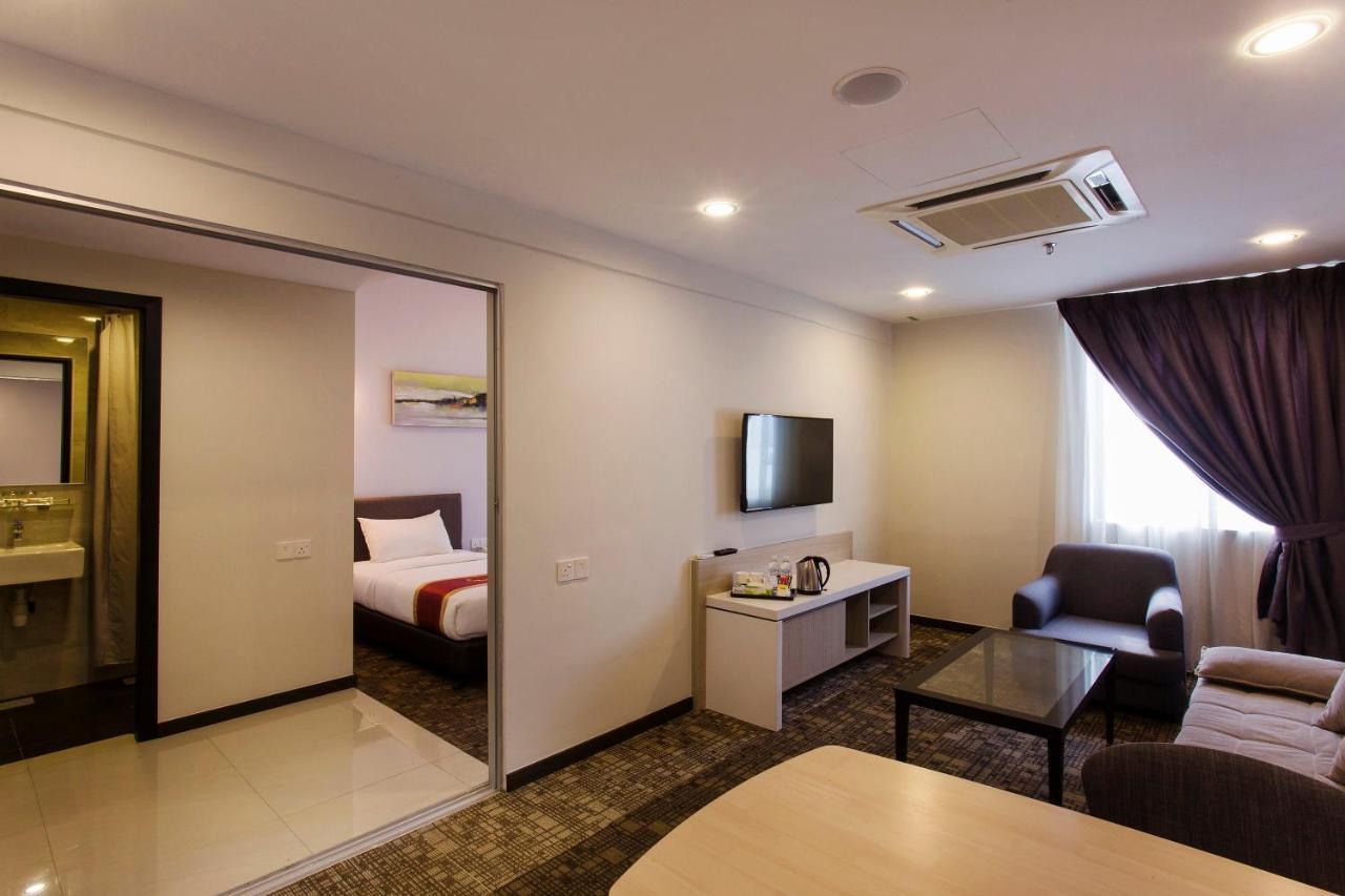 Amansari Hotel Nusajaya Nusajaya  Ngoại thất bức ảnh