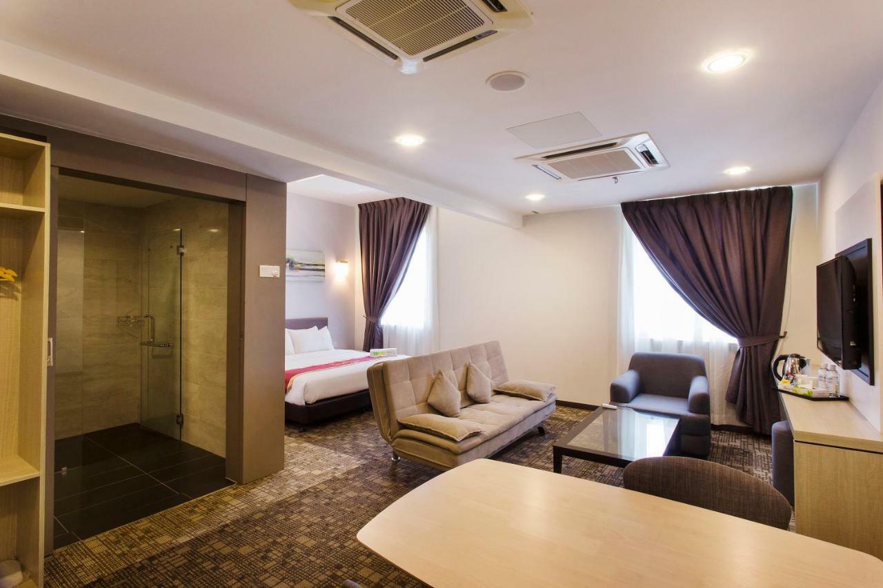 Amansari Hotel Nusajaya Nusajaya  Ngoại thất bức ảnh
