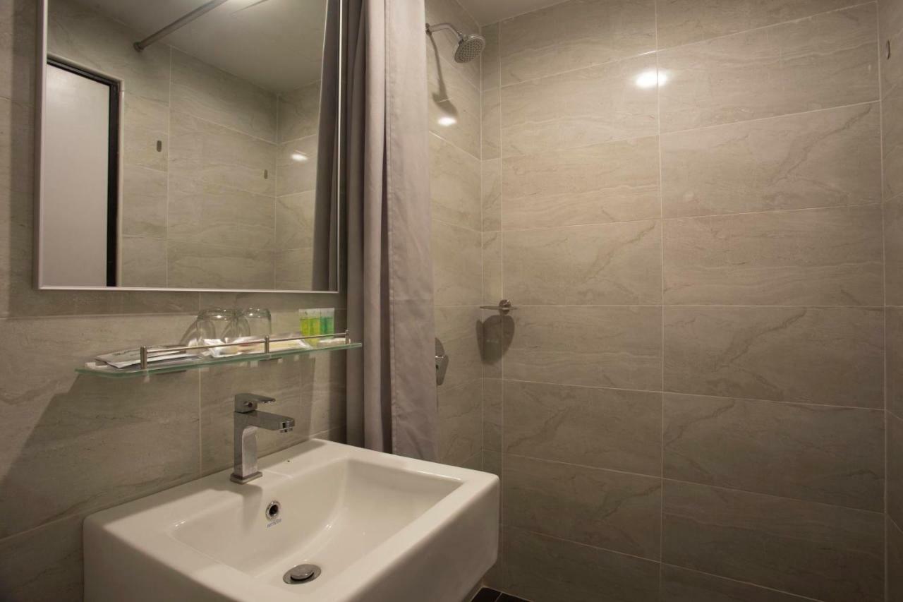 Amansari Hotel Nusajaya Nusajaya  Ngoại thất bức ảnh